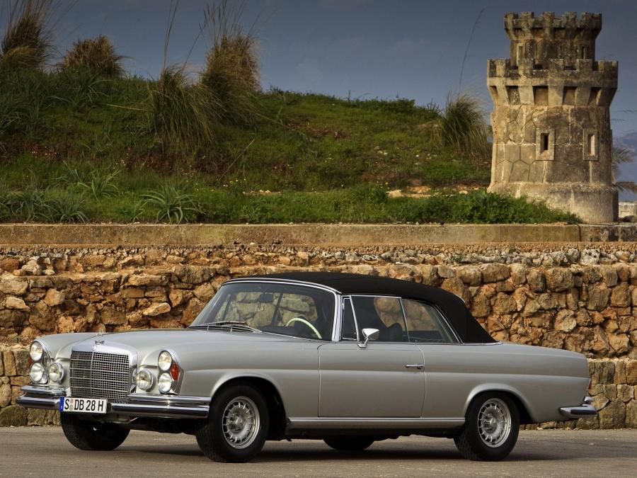  Mercedes-Benz 280 SE Cabriolet 1968 года  (фото 6 из 7)
